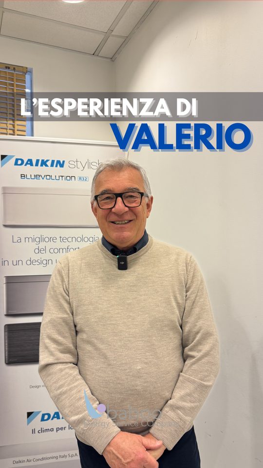 Valerio Artabano davanti alla tipografia